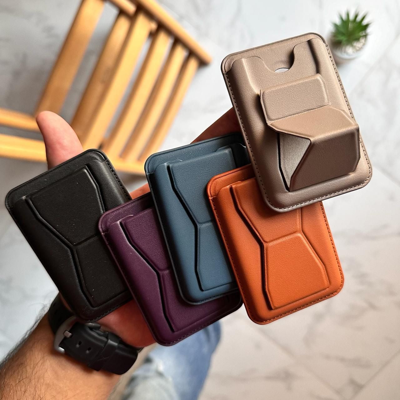 Magnetic Leather Wallet & Stand (Code LWS73)