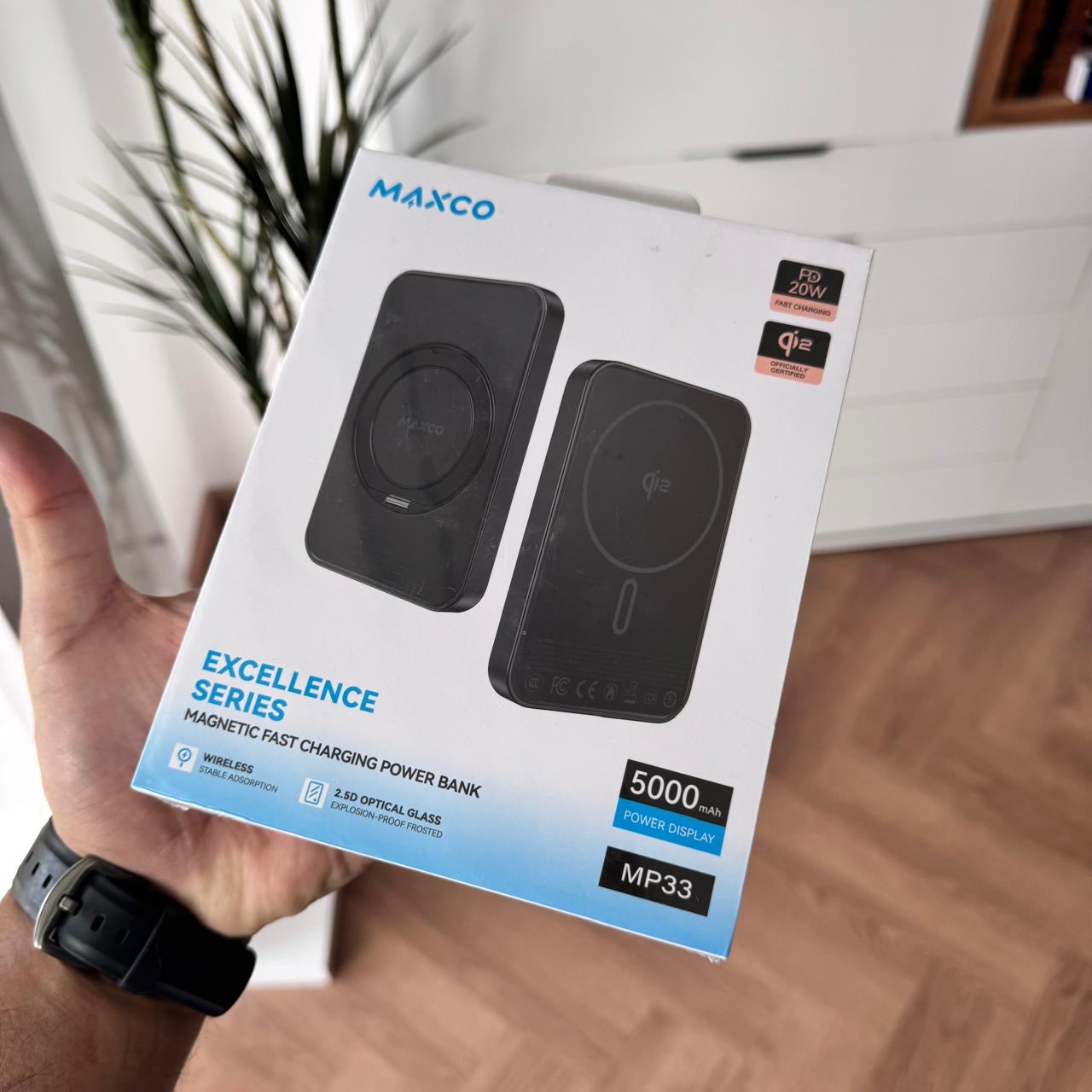 MAXCO EXCELLENCE Series Magnetic Fast Charging Power Bank (Code MP33)