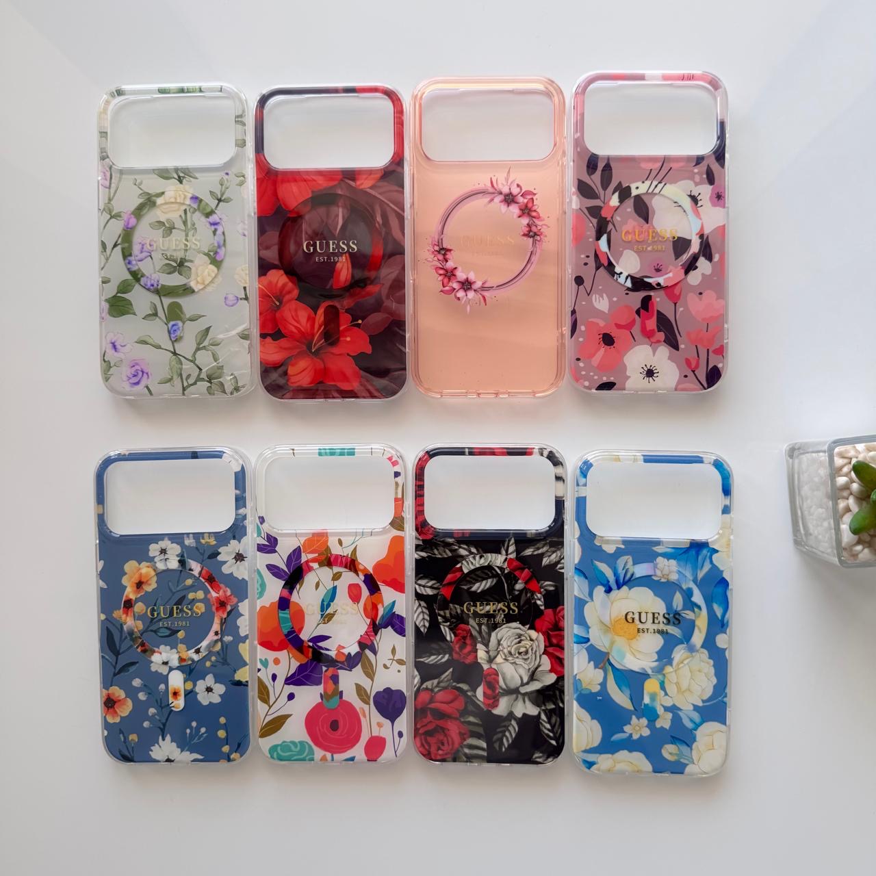 Guess Copy Original Flowers MagSafe Case (Code FLW11)