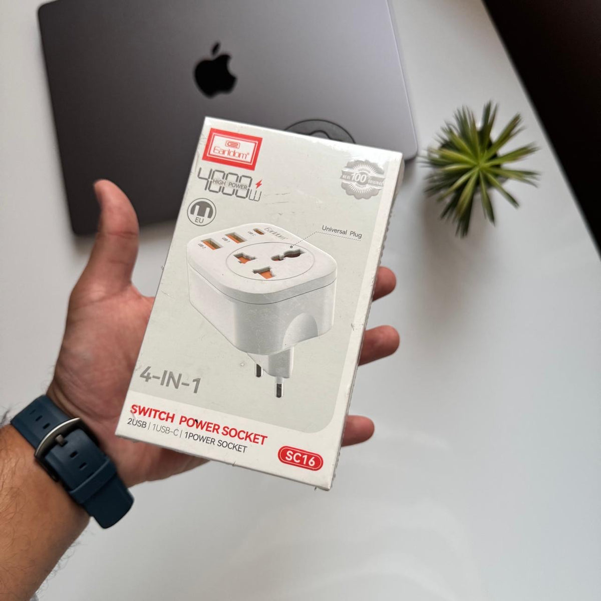 Earldom Universal 4 in 1 Plug (Code SC16)