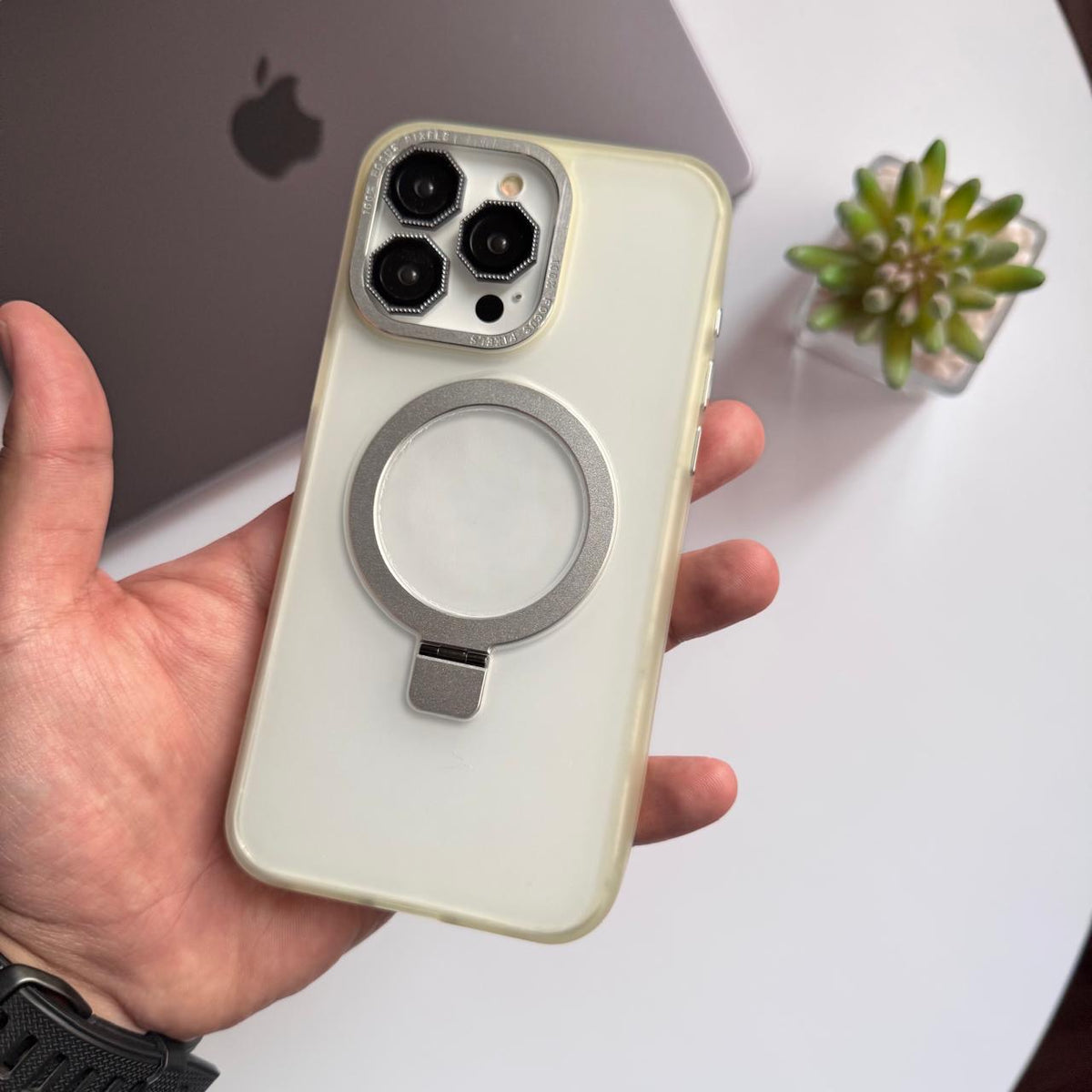 Mike Pure Stand Case (Code AMS48)
