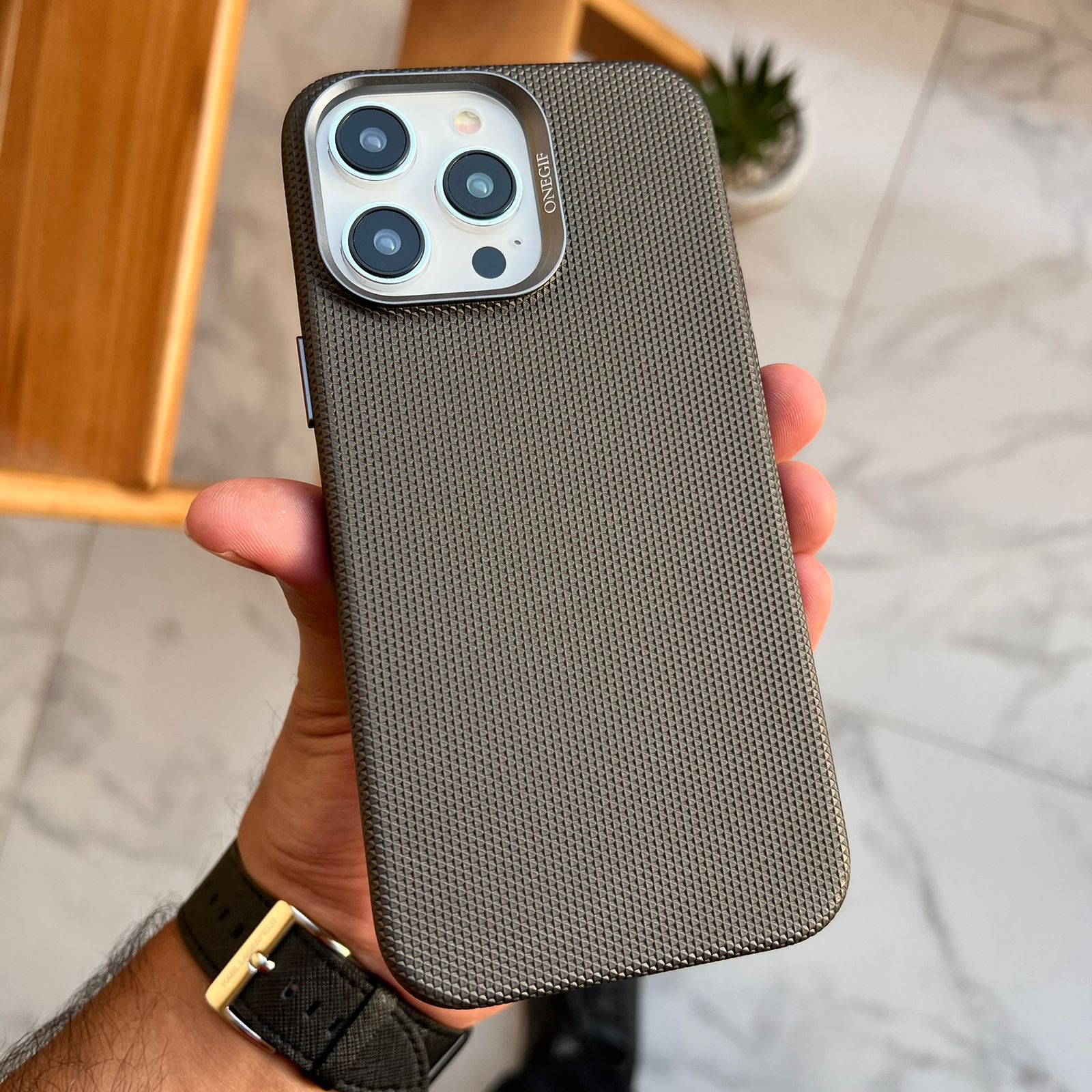 ONEGIF Luxury Nylon Case (Code OGF37)