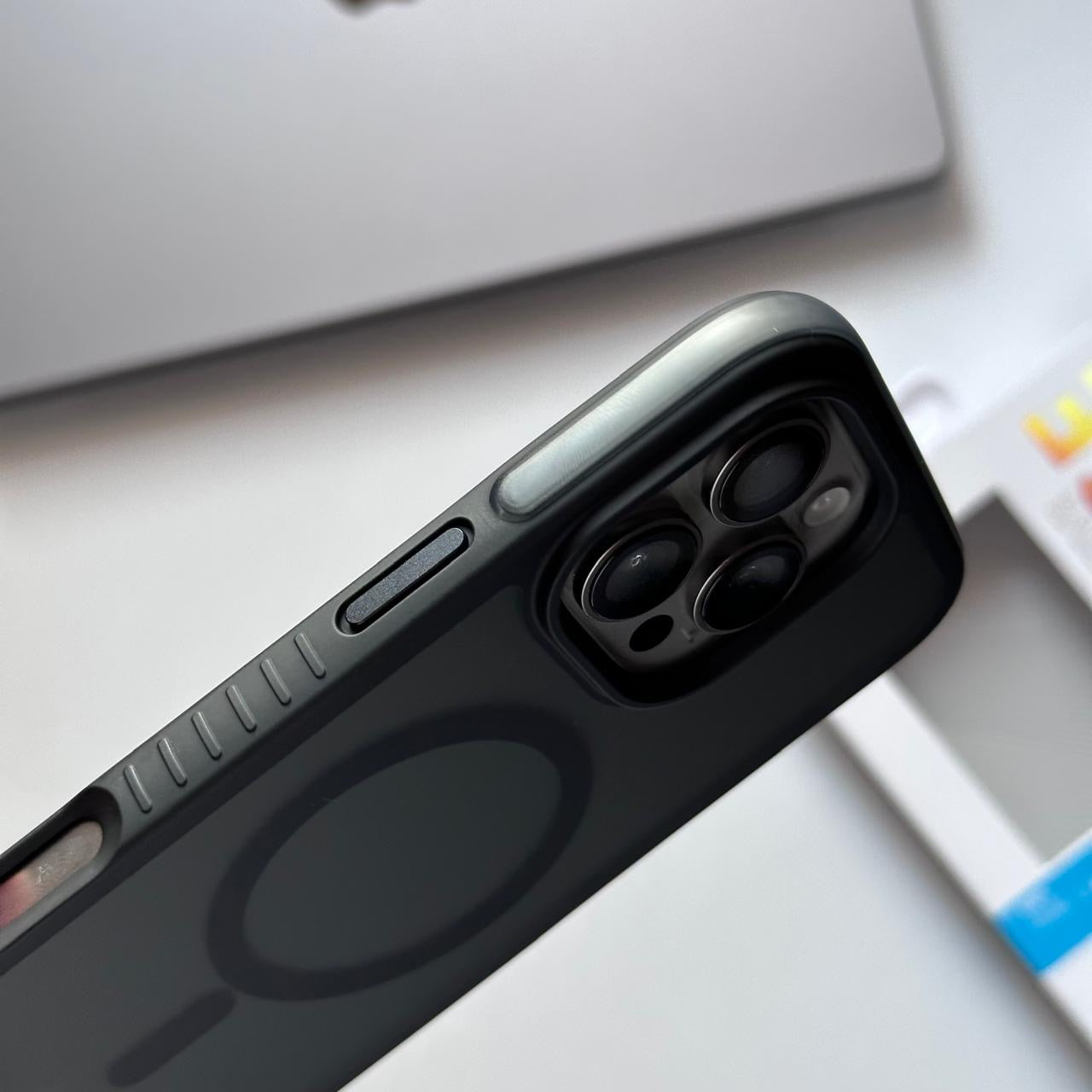 Recci Pure Matte MagSafe Creative Case (Code REC67)