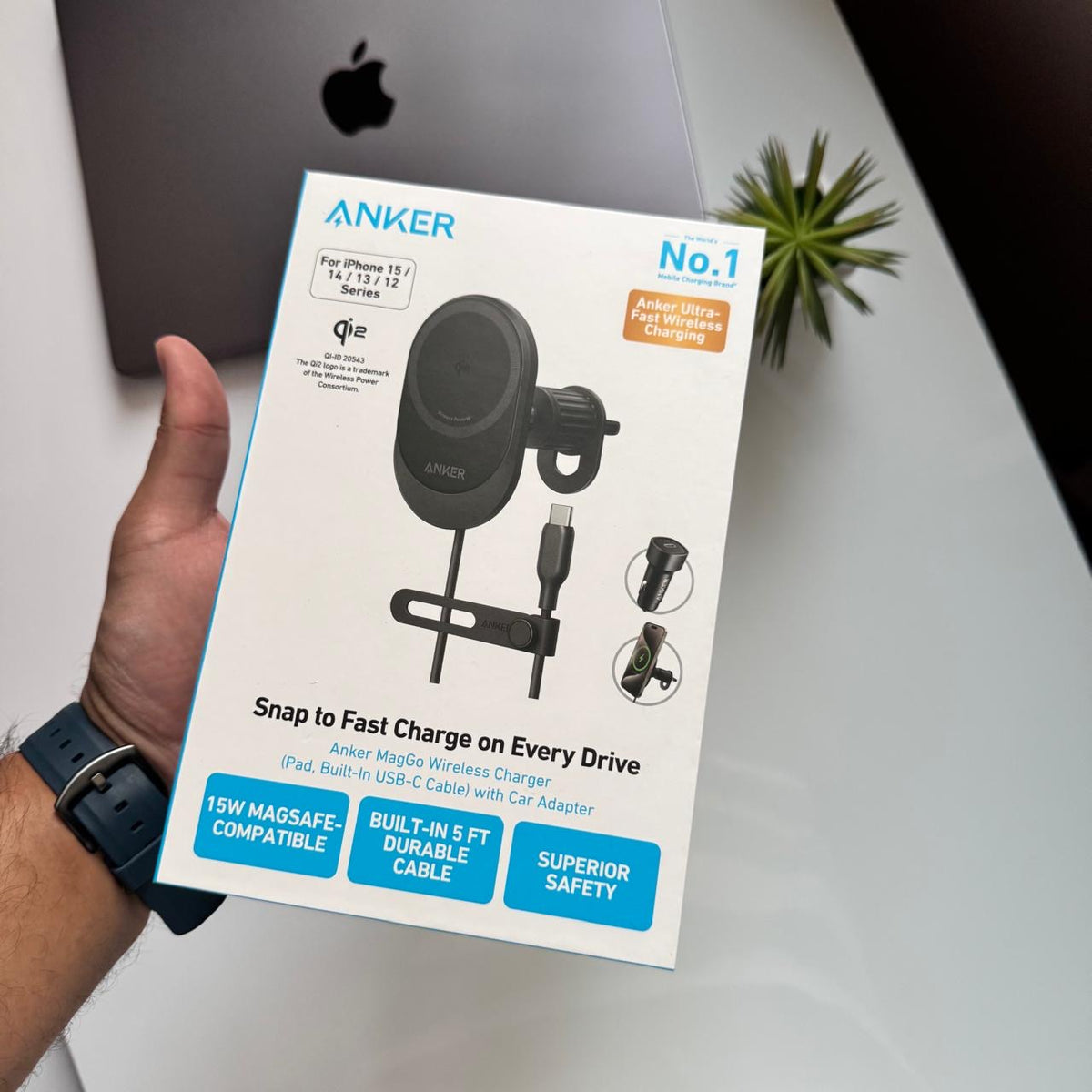Anker MagGo Wireless Charger with Car Adapter 15 watt (Code B2932H11)