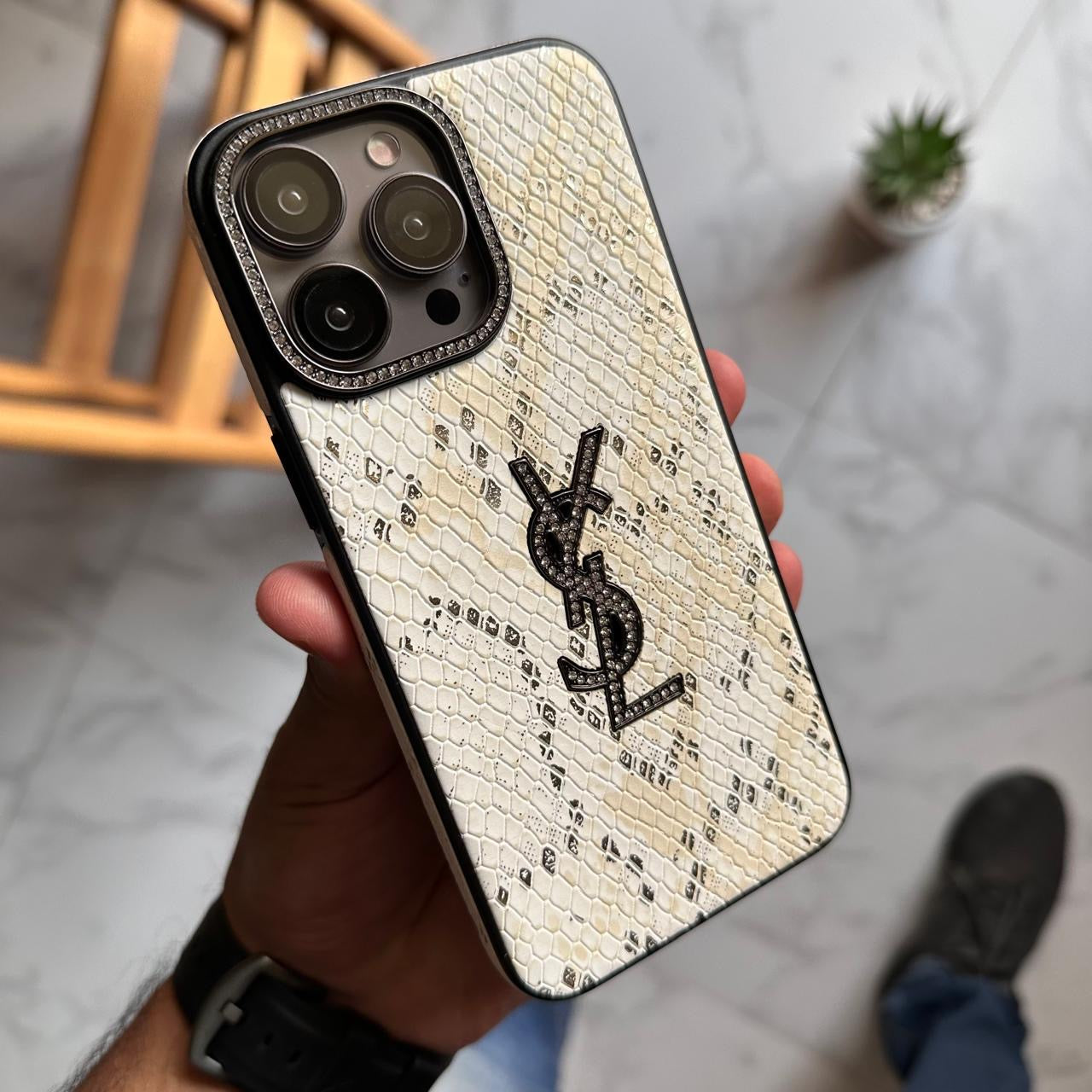 YSL Hard Slim-fit Case (Code YDL49)