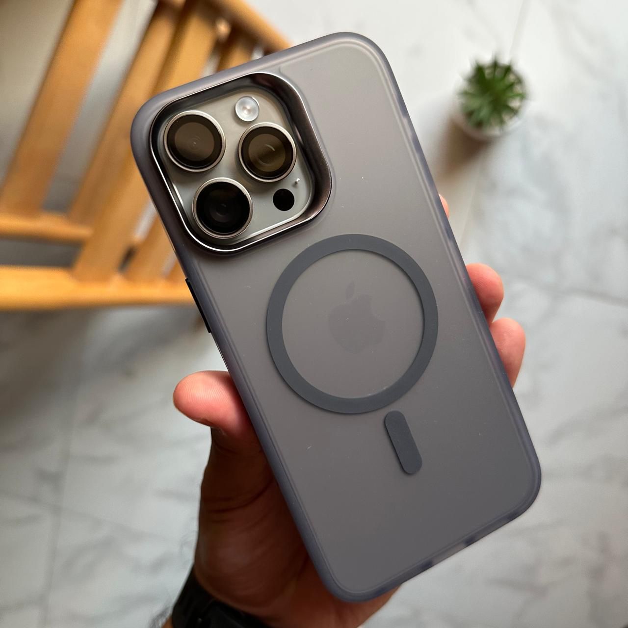 Pure Matte Glaze Acrylic MagSafe Metal Camera Case (Code GPM75)