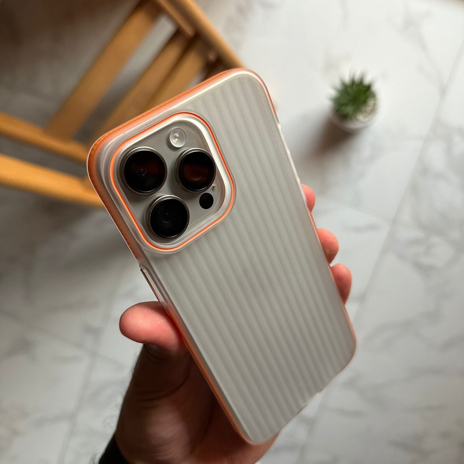 Pure Matte Polygon Slim-Fit Acrylic Hard Case (Code PLG55)