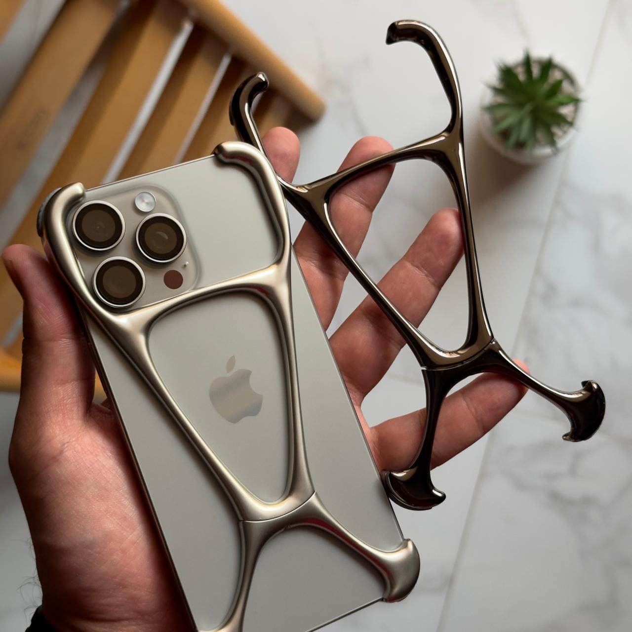 Frameless Metal Spider Metal Case (Code FSM51)