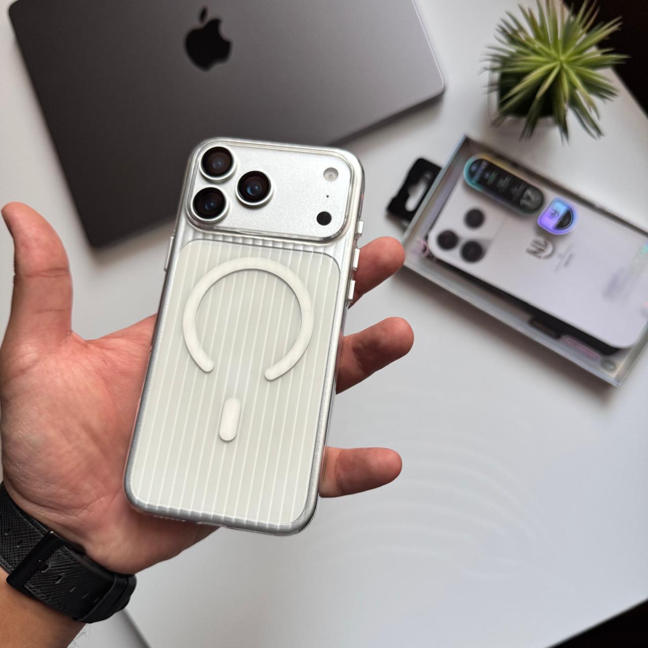 Transparent Polygon Hard Slim fit MagSafe Case(Code PLG66)