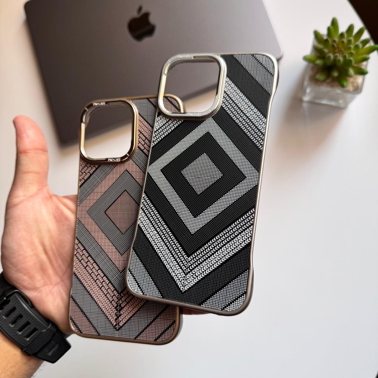 Frameless Acrylic Rhombus Case(Code RHM73)