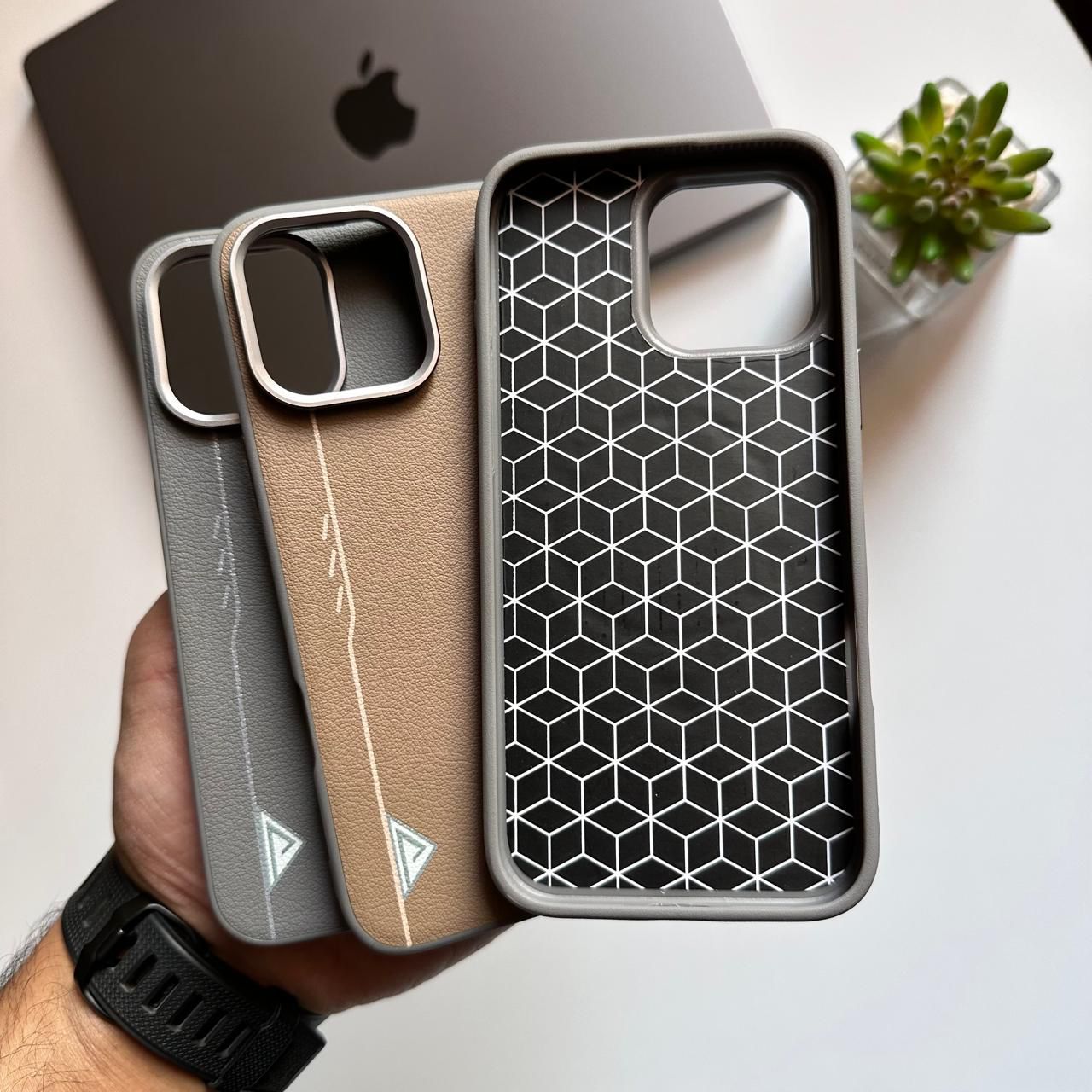 Triangle PU Leather Case(Code TPL93)