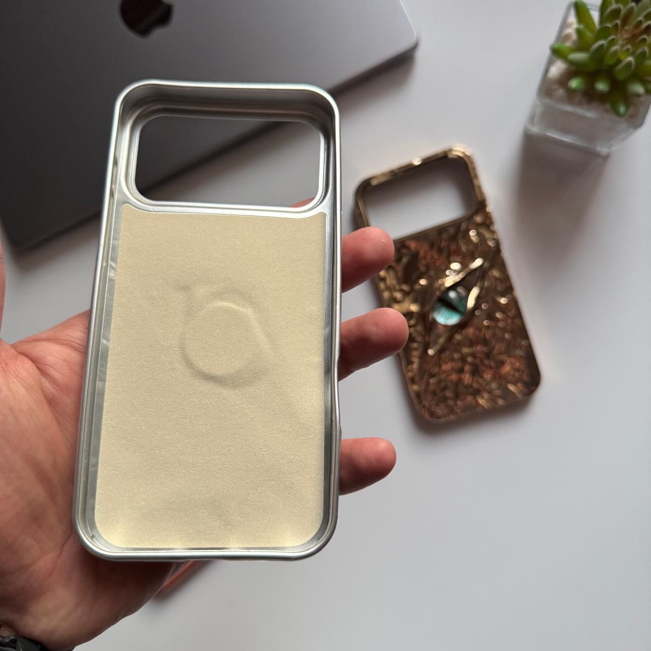 Silicone Hawk Eye Case(Code HKE78)