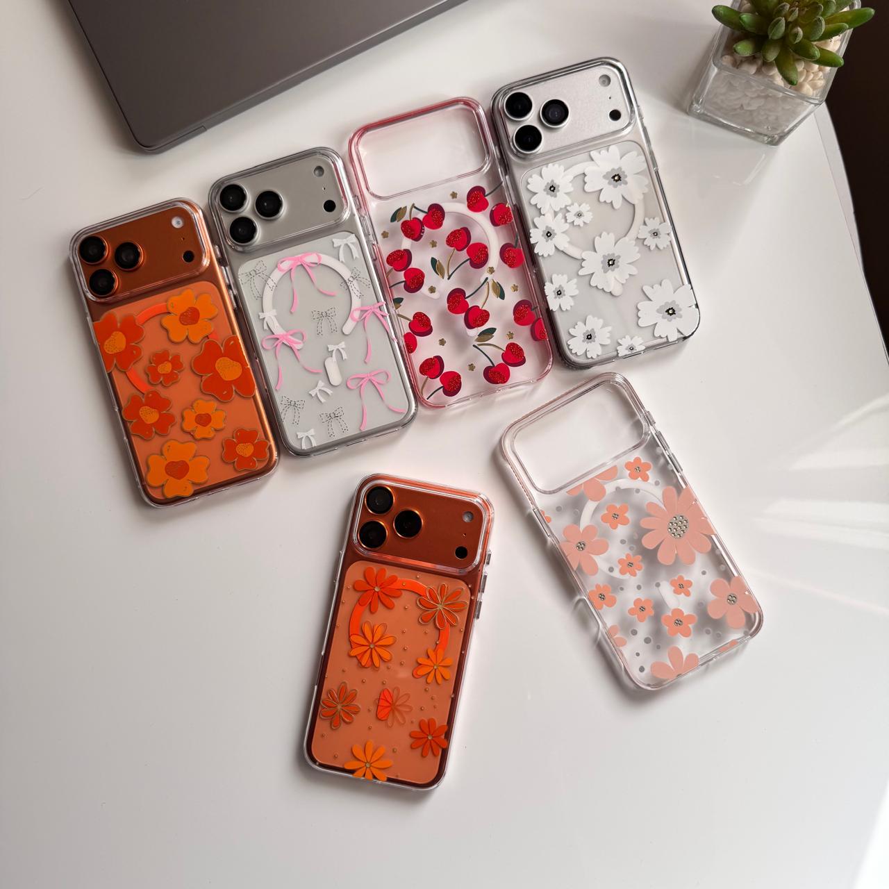 Trendy Hard Slim-fit Transparent MagSafe Flowers Case(Code FLW55)