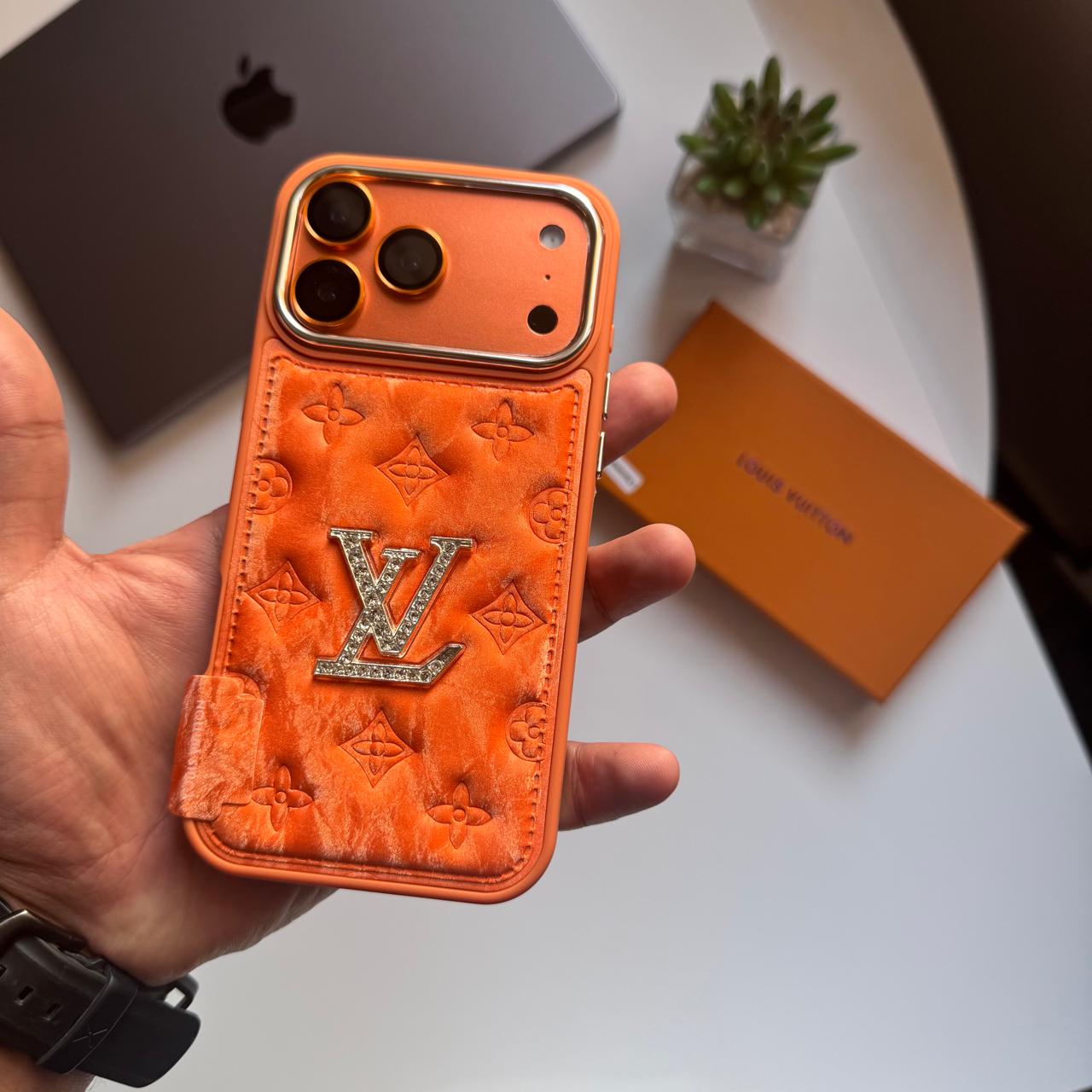 LV Bump case