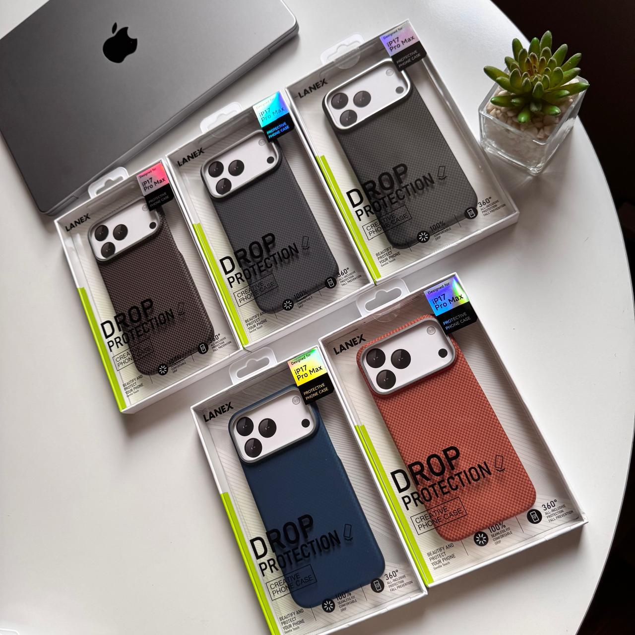 LANEX Carbon Hard Slim-Fit MagSafe Case(Code LCH67)
