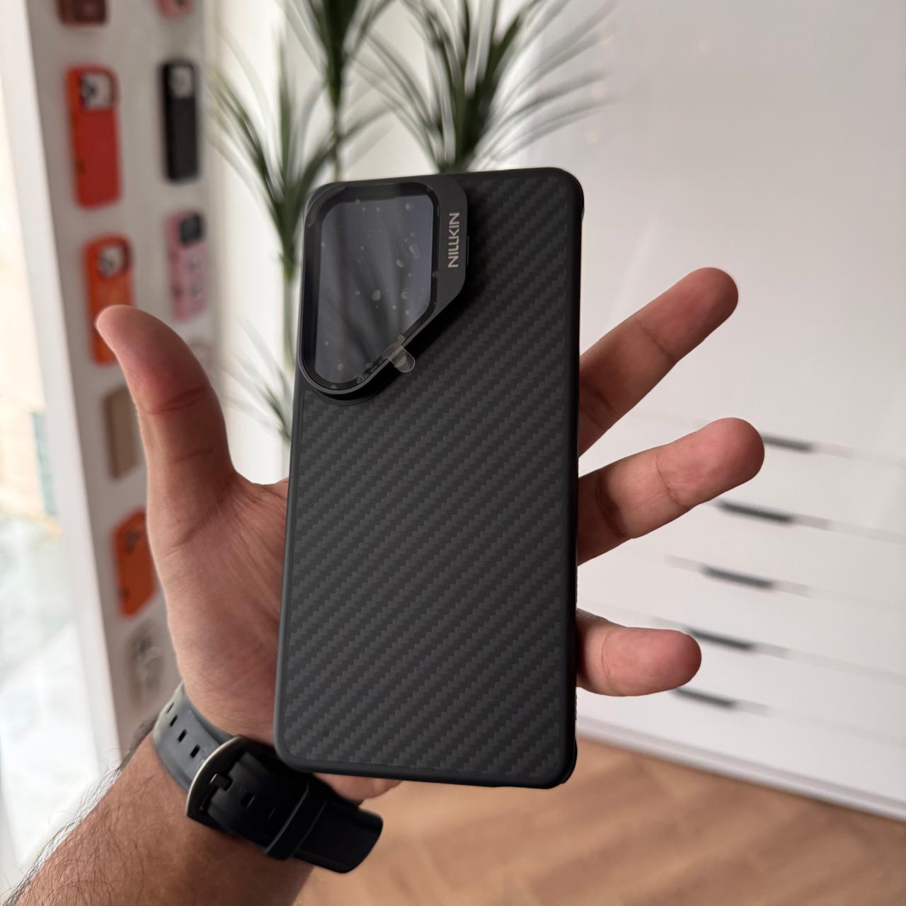 Nillkin Carbon with Camera Protector Case(Code NLC83)