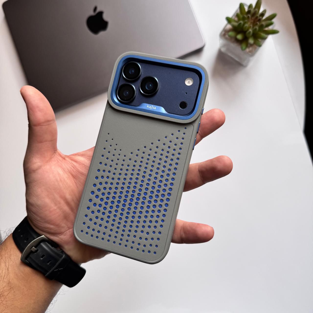 Kajsa MagSafe Leather Wavy Dots Case(Code WVD83)