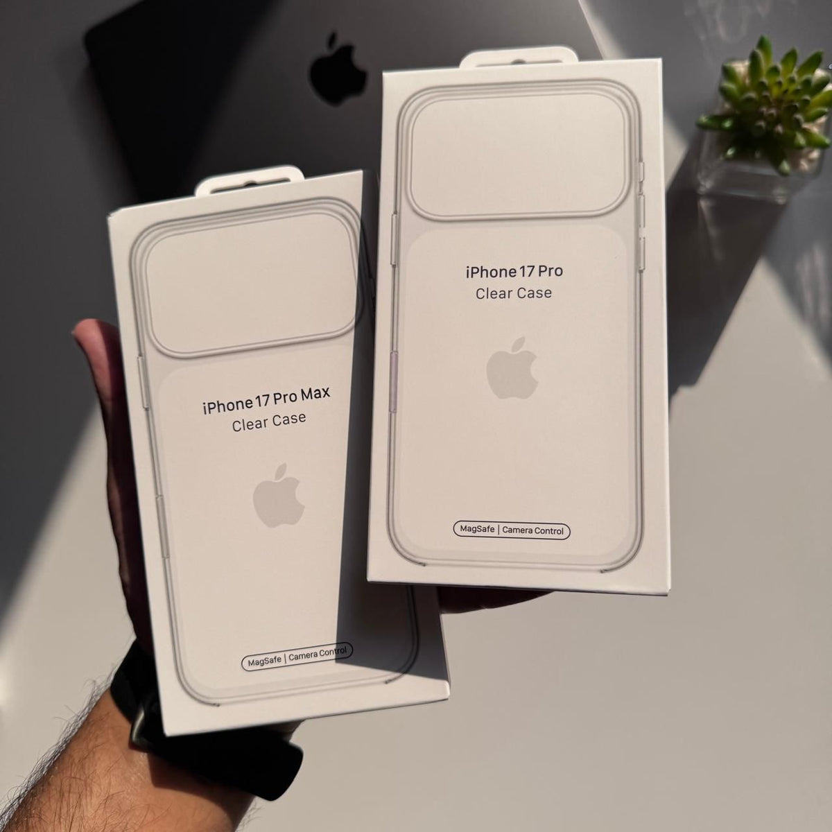 Premium Clear MagSafe Animation Hard Case (Code AMA28)