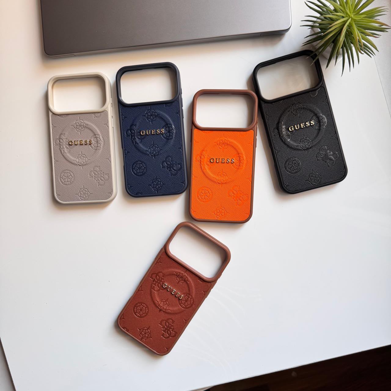 GUESS Leather MagSafe Case(Code GEC88)