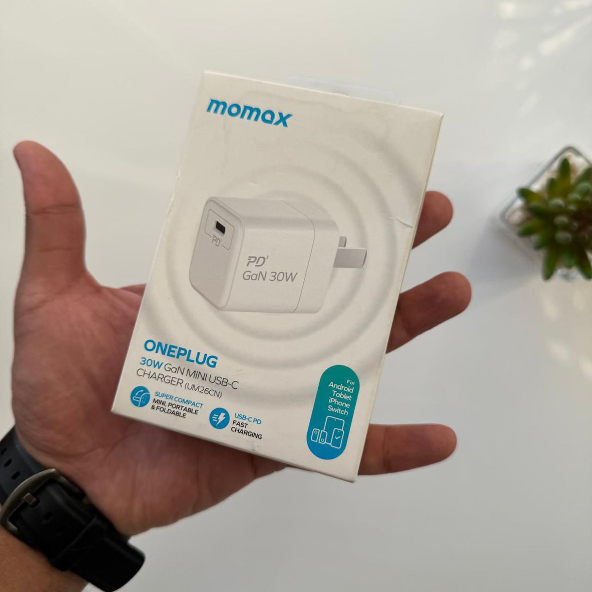 MOMAX ORIGINAL 30w PD Power Adapter(Code MPD47)
