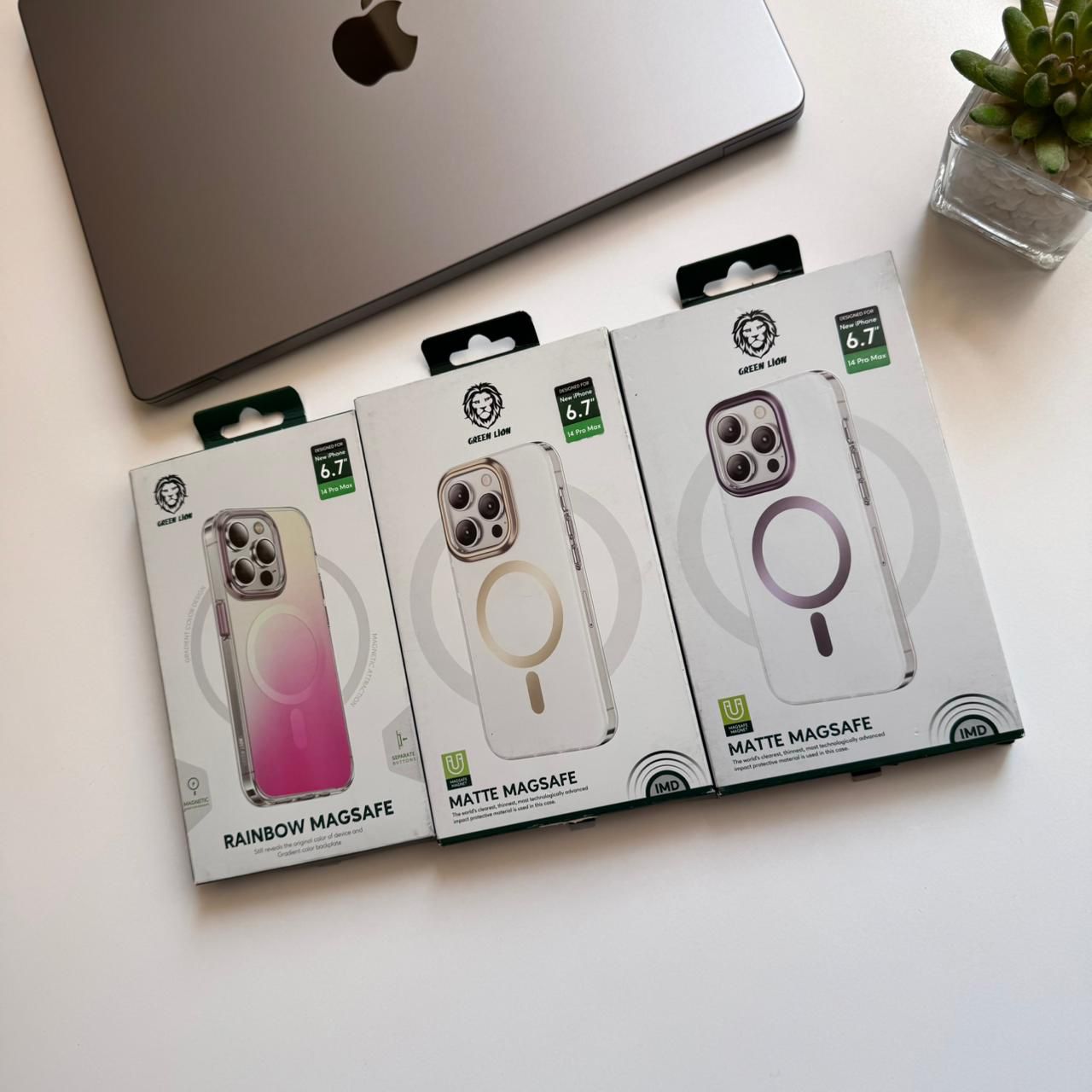 Green Lion Gradient Case(Code GRN93)