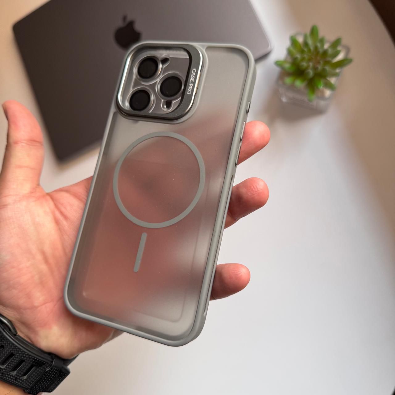 Premium Pure with a Thin MagSafe & Ring Lens(Code HGB75)