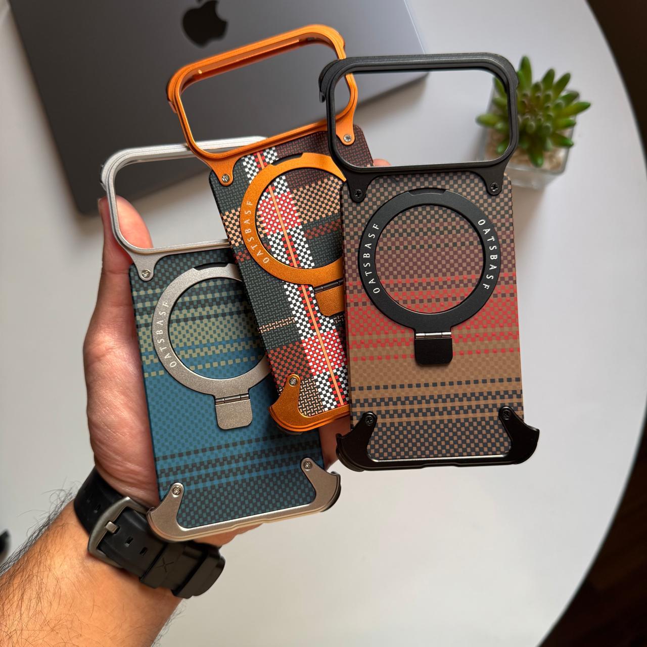 Frameless Carbon MagSafe Frame & Stand MagSafe Case(Code FCM82)