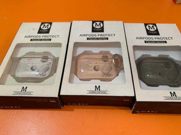 Movenchy case