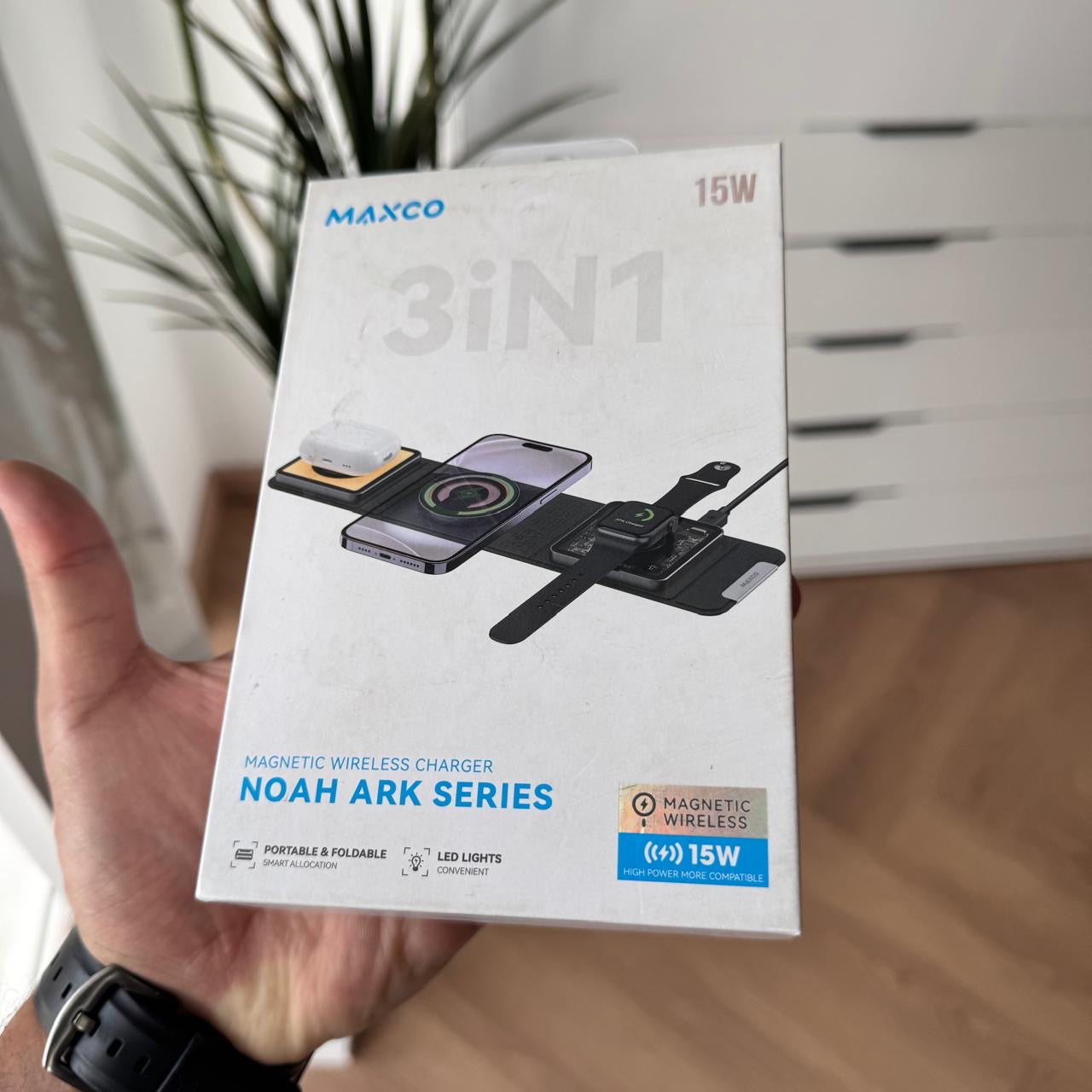 MAXCO Magnetic Wireless Charger Noah Ark Series (Code MCW-02)