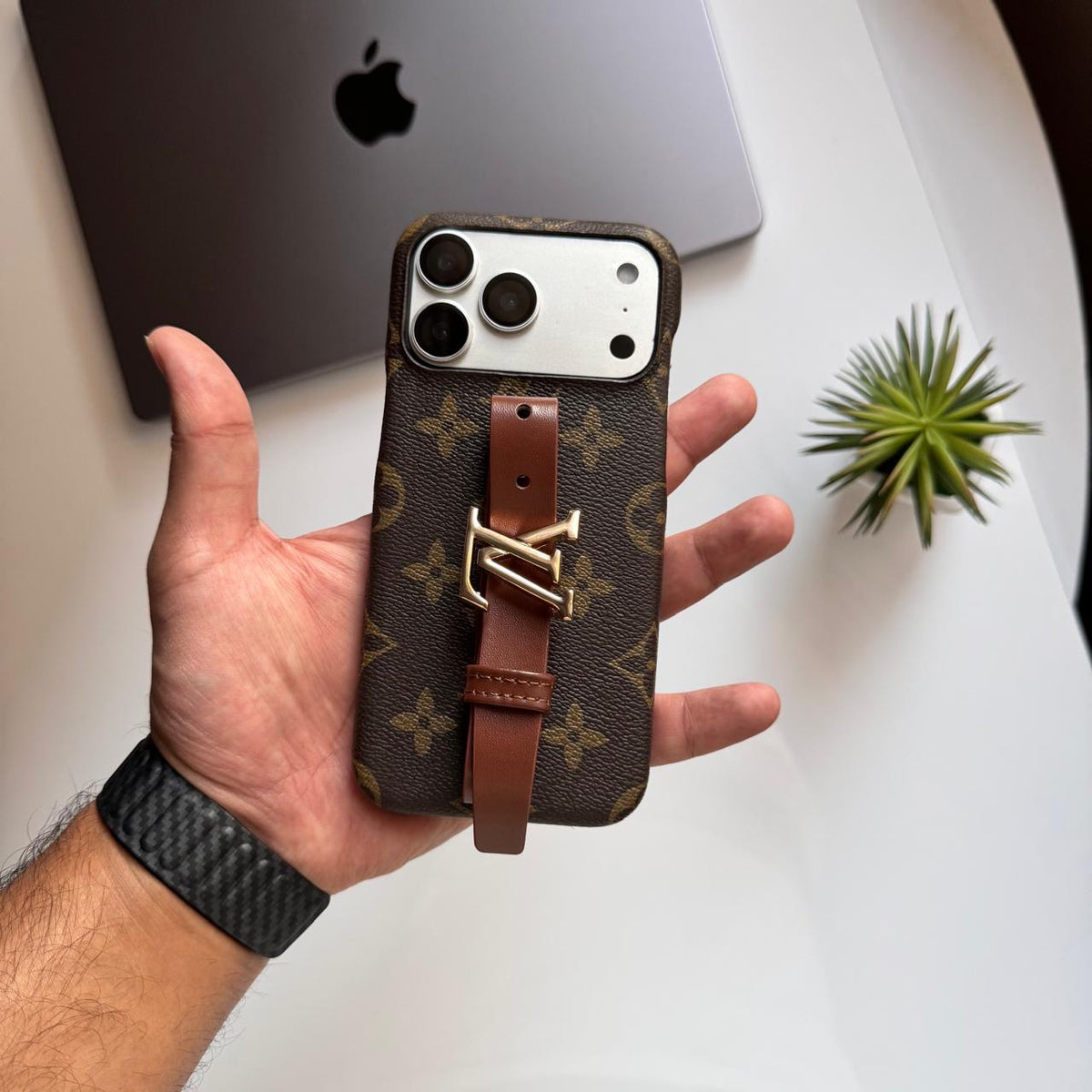 Brands Leather Holder Case (Code BRN83)