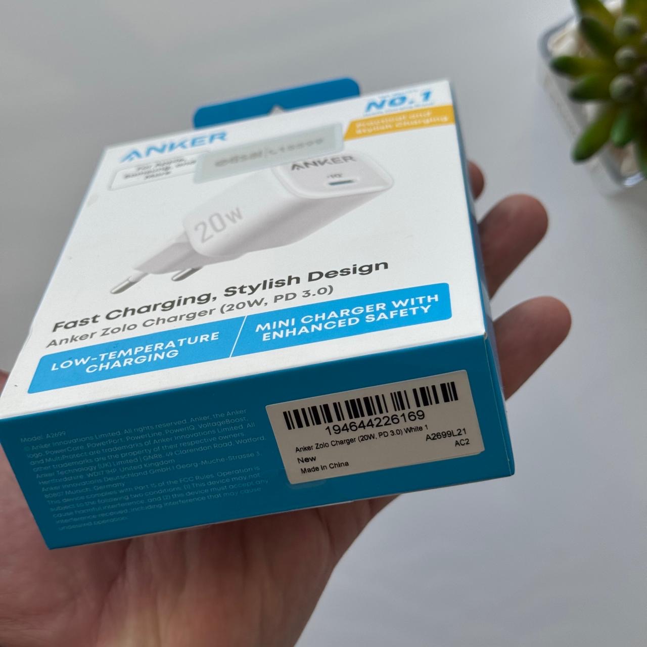 ANKER Fast Charging Stylish Design Zolo Charger 20W (Code A2699L21)