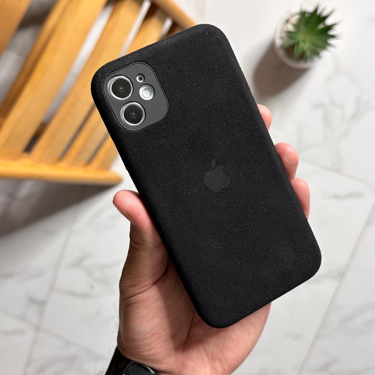 ALCANTARA Winter Case (Code ALC44)