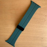 Modern Magnetic Silicone Band For Apple Watch (Code MMS89)