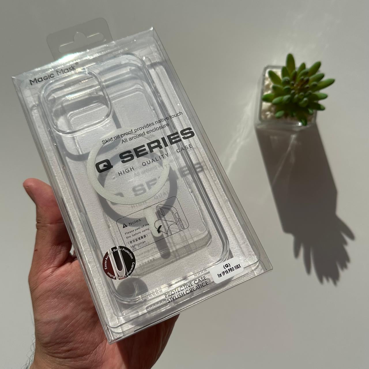 G-Series Cristal Clear MagSafe Case (Code GCB28)