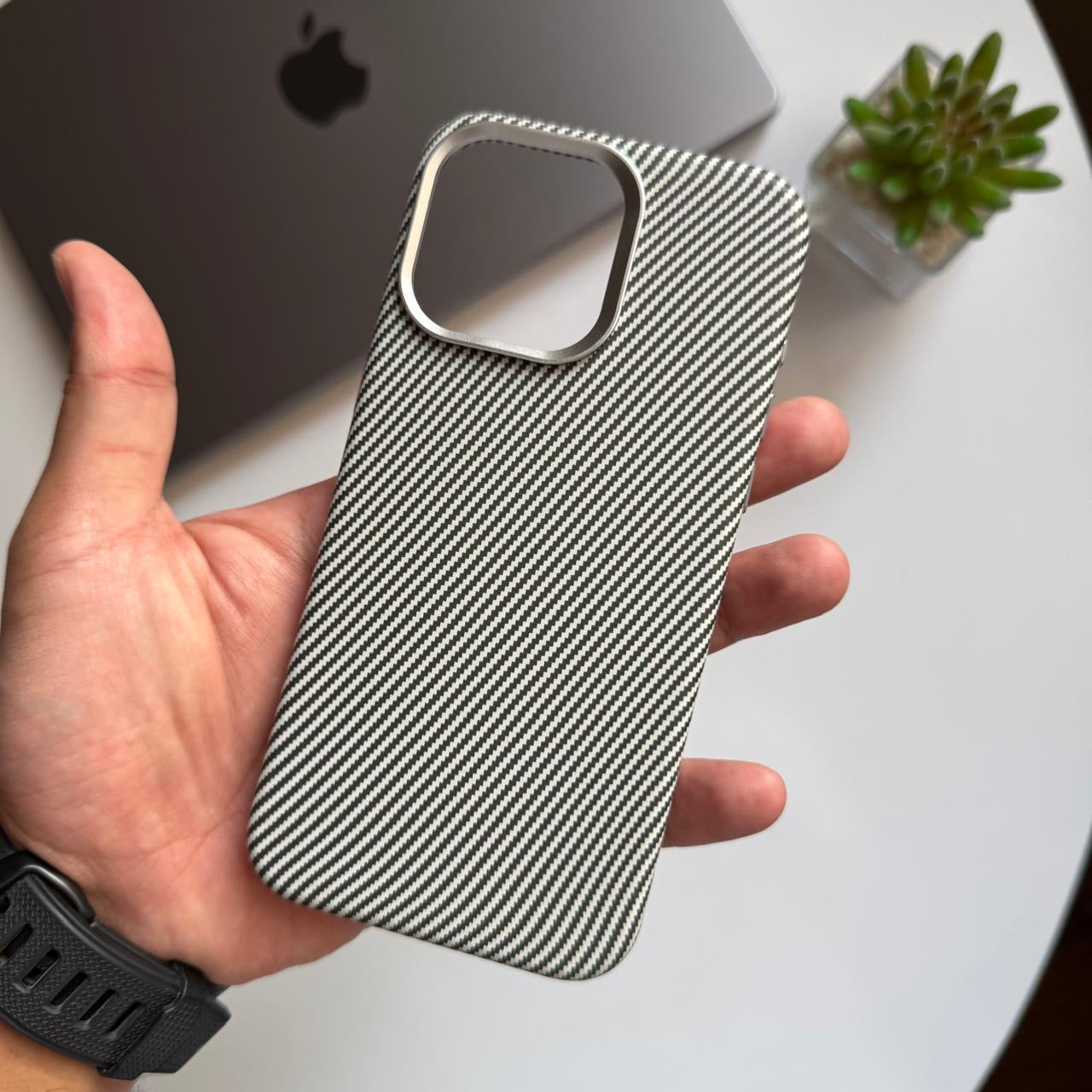 Special Carbon fiber Case (Code CRB92)