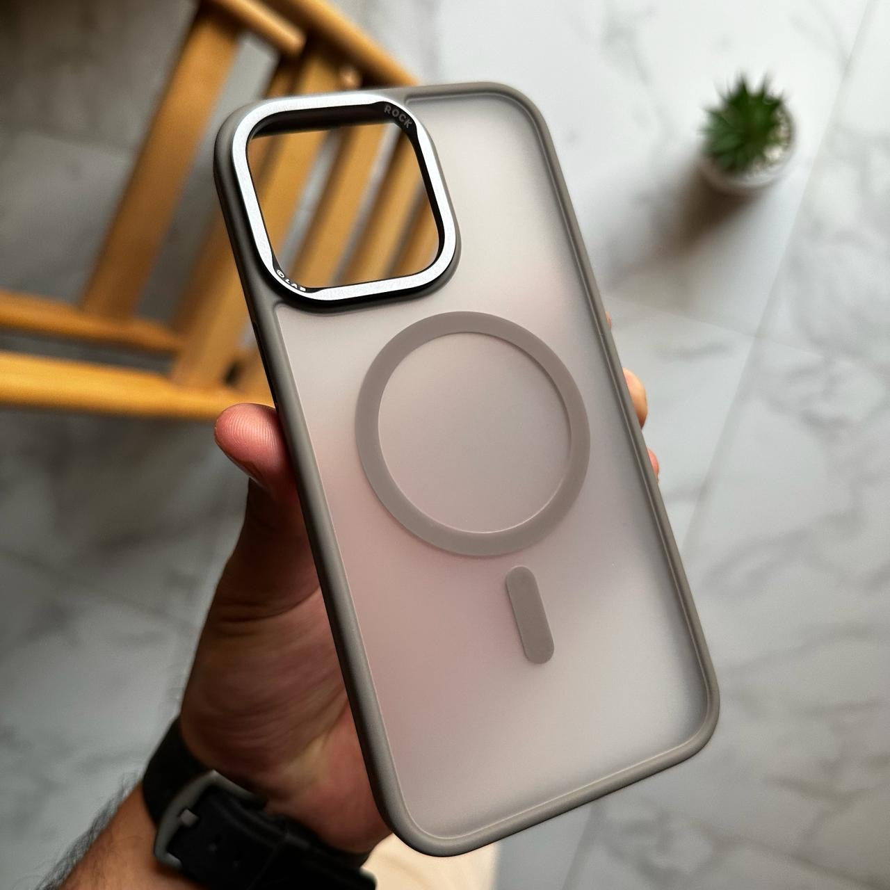 ROCK Original MagSafe Matte Case (Code SCR90)