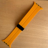Modern Magnetic Silicone Band For Apple Watch (Code MMS89)
