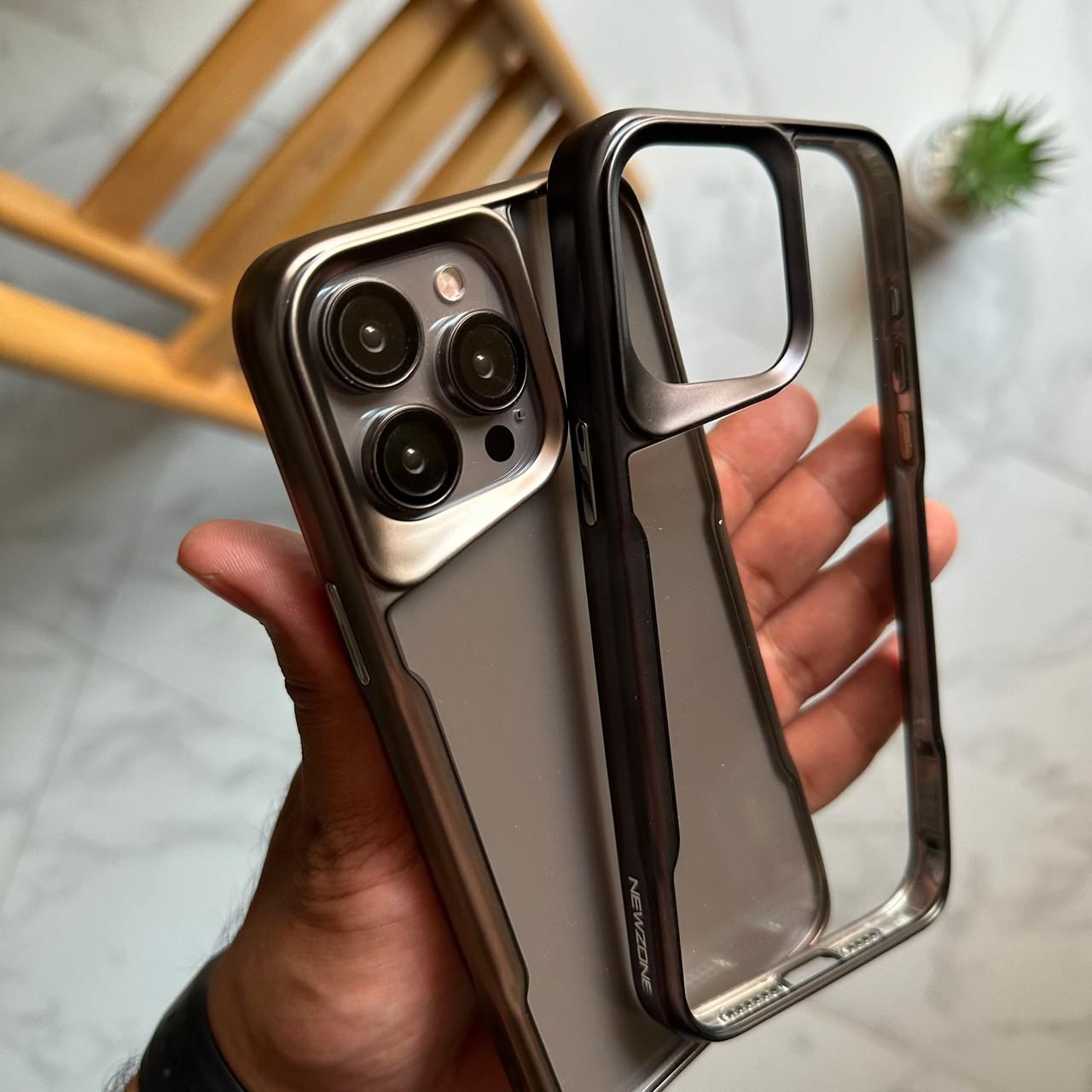 NEWZONE Silicone Electroplated Frame Case (Code NUZ65)