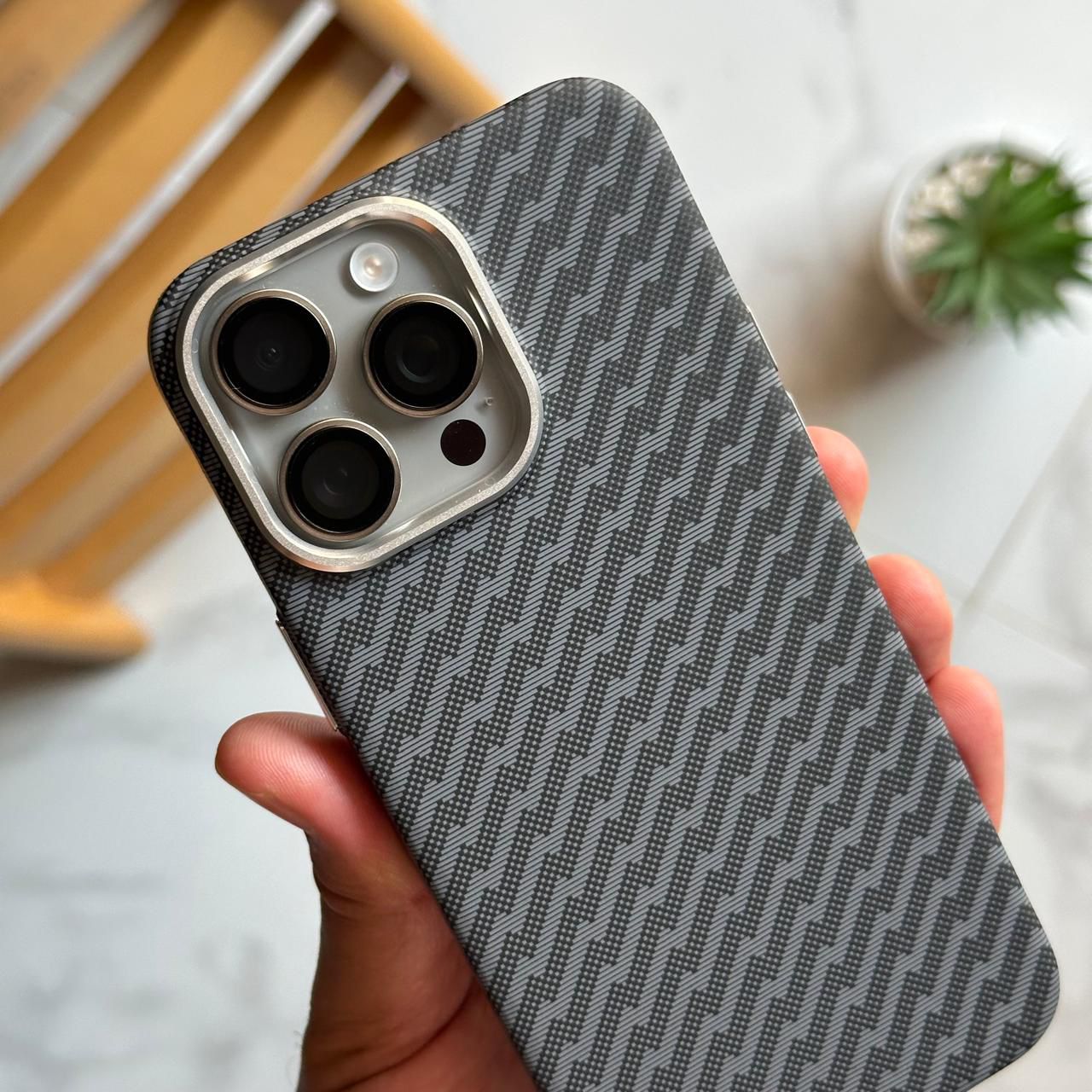 Fashion Plaid Hard Slim-fit Case (Code FPD73)