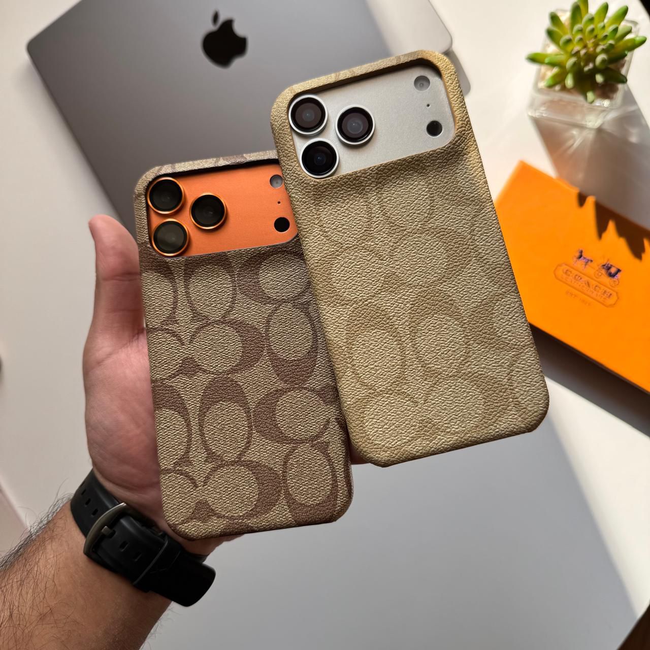 Coach Leather Case(Code DIF2)
