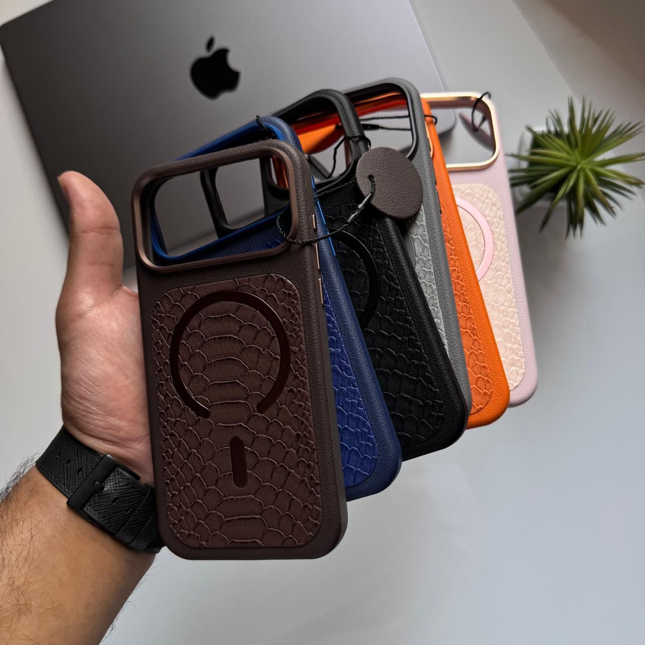Snake Leather MagSafe 17 Design Case(Code SNK36)