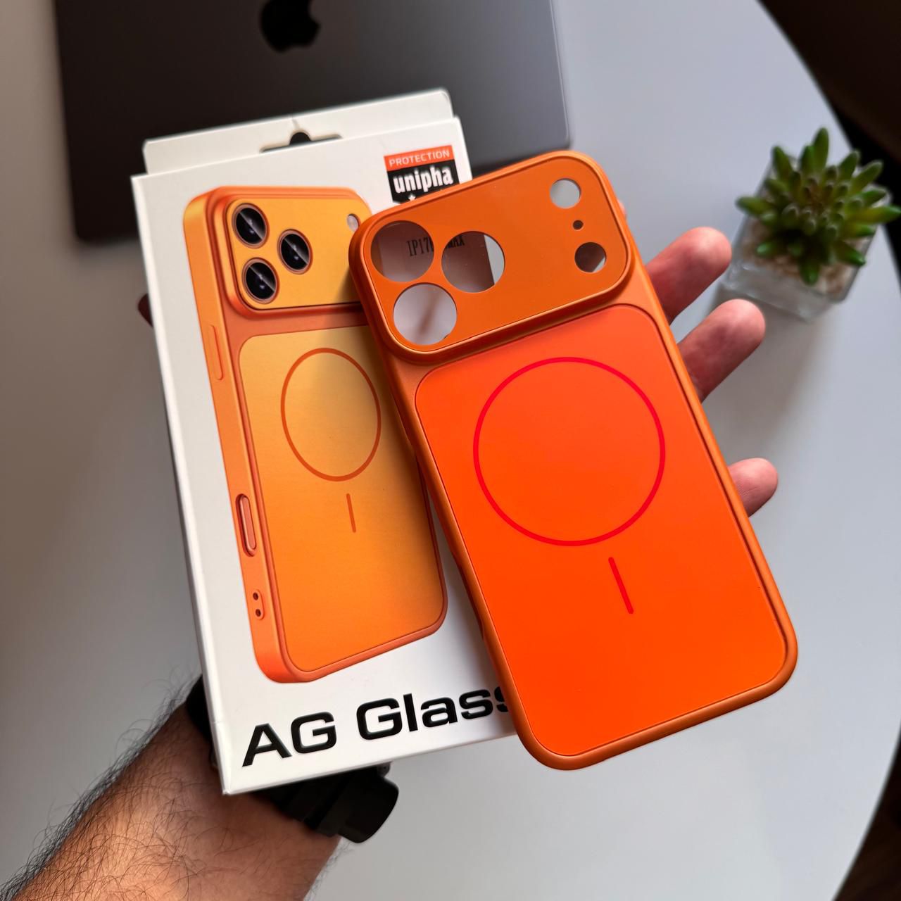 AG Glass Hard Slim-fit 17 Series Design MagSafe Case(Code AGG54)