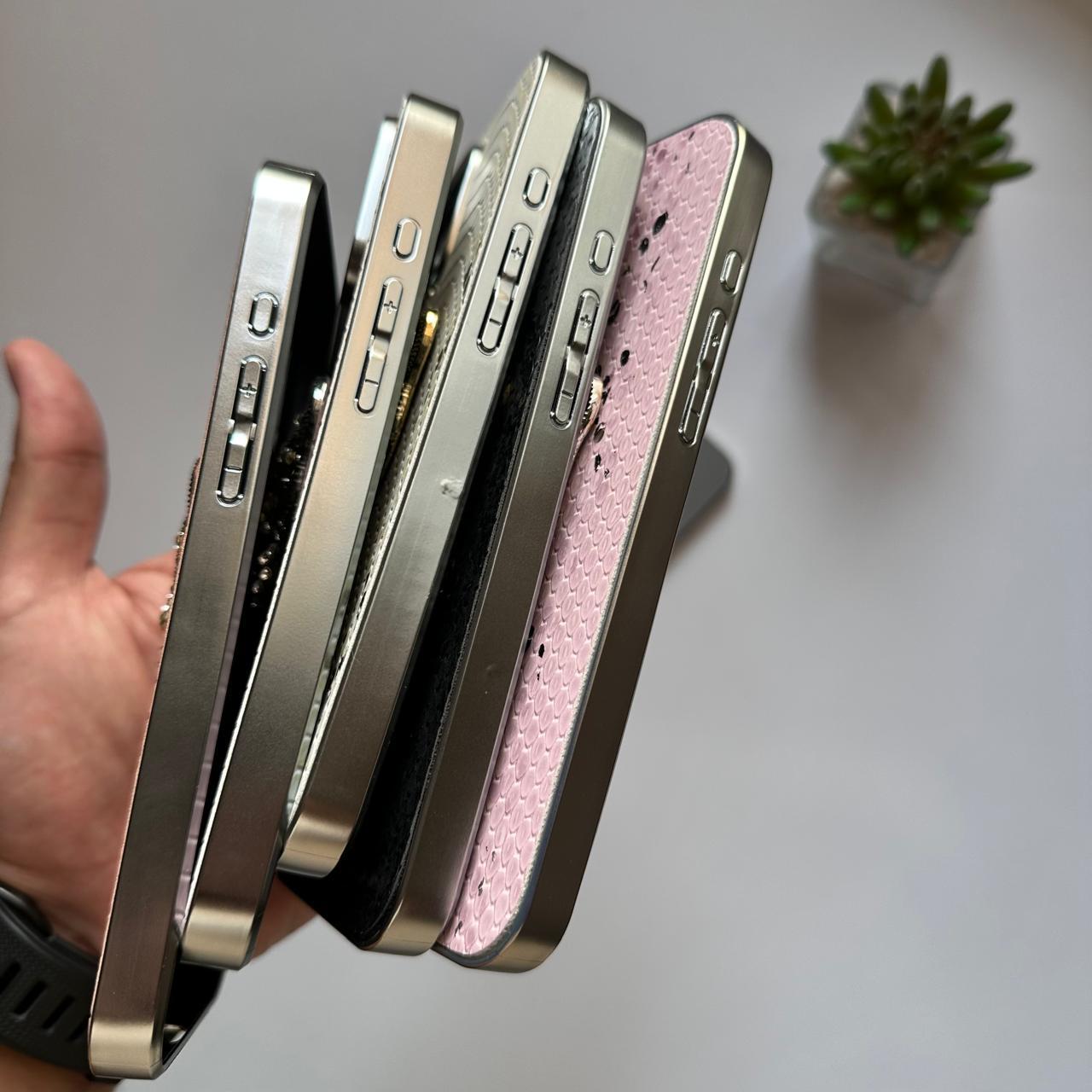 Leather Lion Case(Code LIN74)