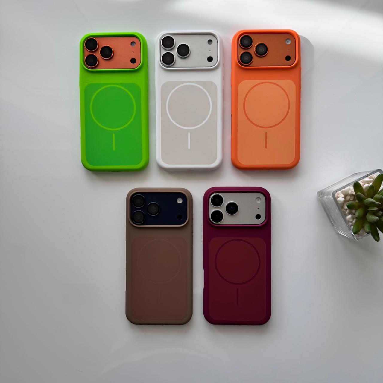 Silicone Beats MagSafe 17 Series Design Case(Code BTS80)