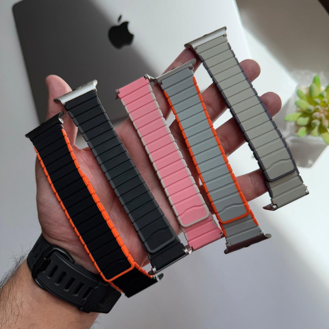 Green Magnetic Silicone Band For Apple Watch (Code GRN78)
