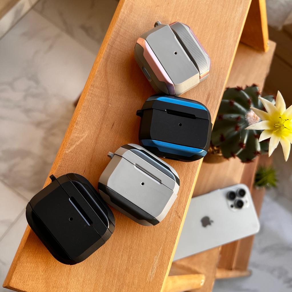 MOVENCHY AirPod Case (Code RB639)