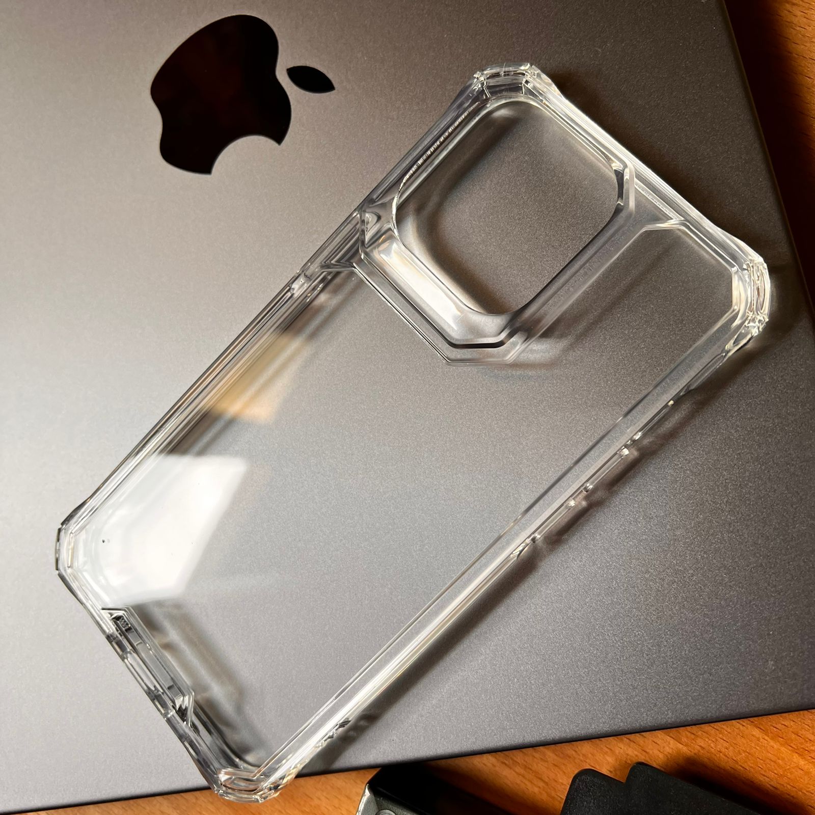 Gorilla Angle Clear Case (Code GOR32)